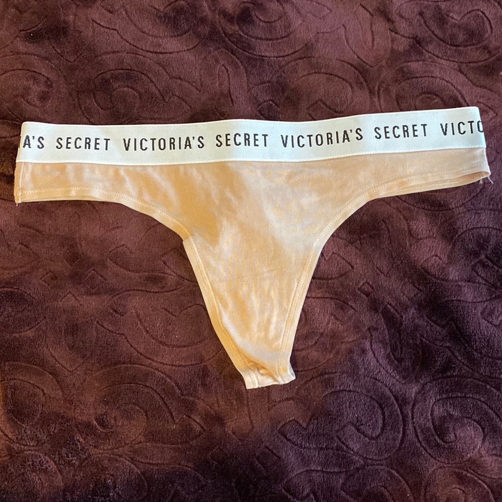 VS thong